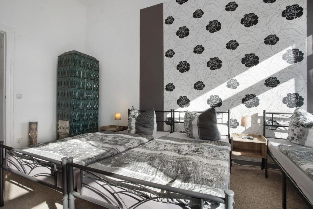 Fewo zum Alten Hotel Gramzow - Housity