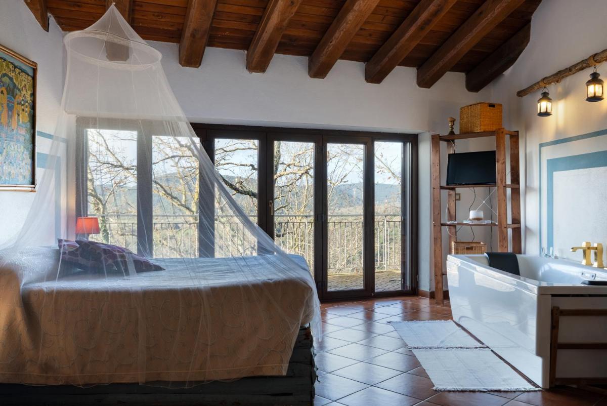 Tenuta Monte La Guardia - Cascate Naturali - Housity
