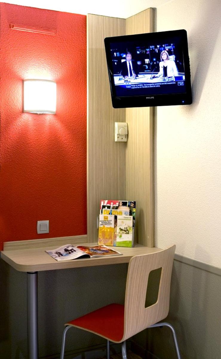 Premiere Classe Paris Ouest - Nanterre - La Defense - Housity