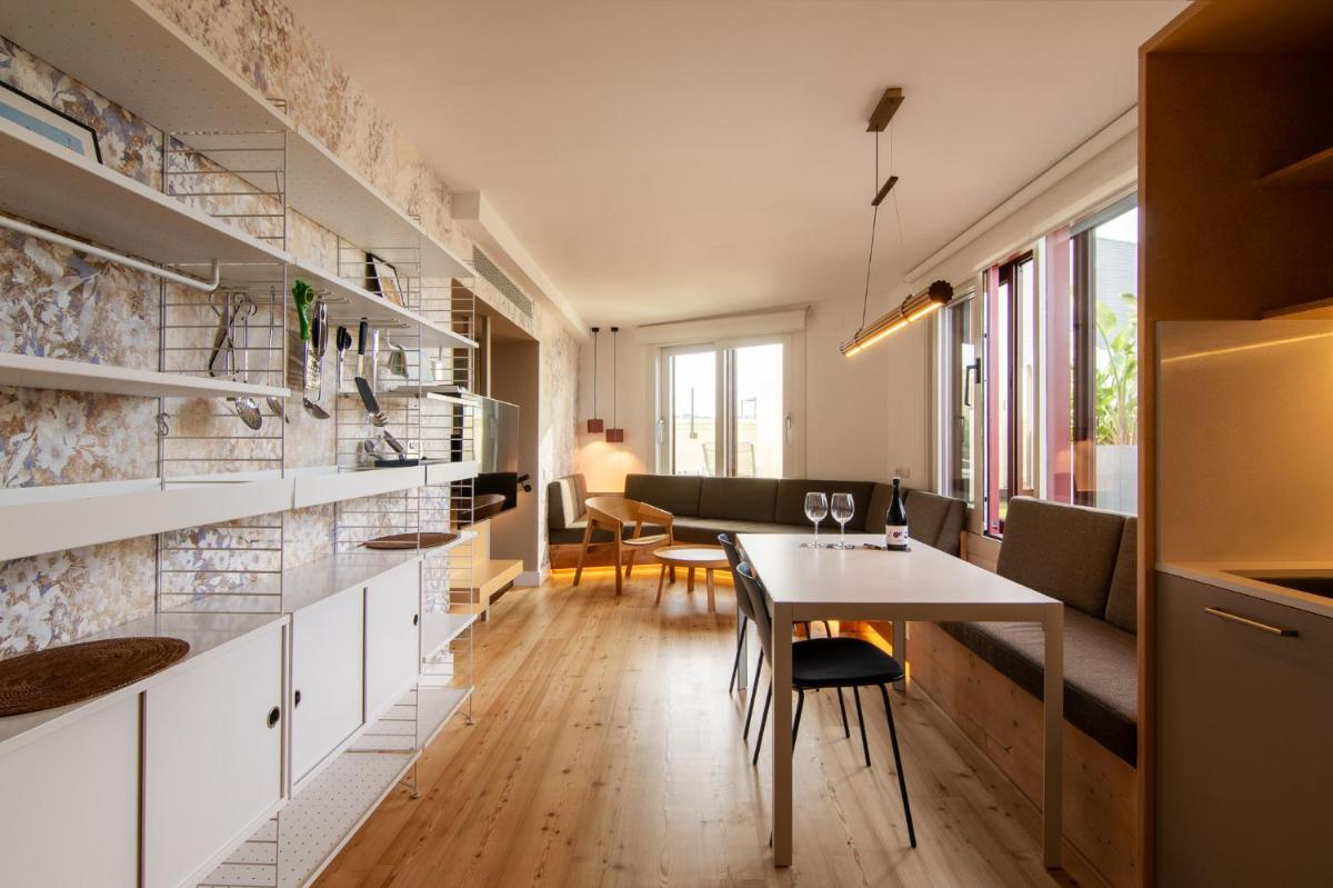 Gòtic by The 5ve Soul - Housity