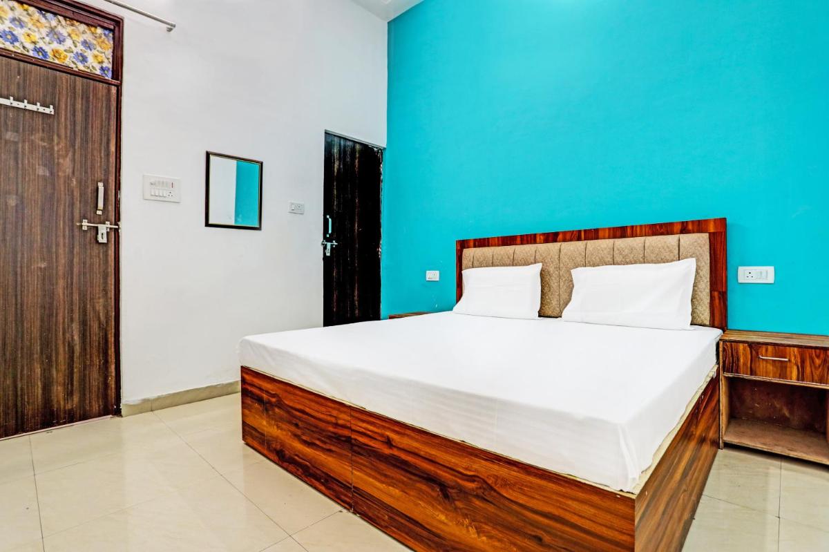 OYO 82121 PARK'S HOTEL - Housity