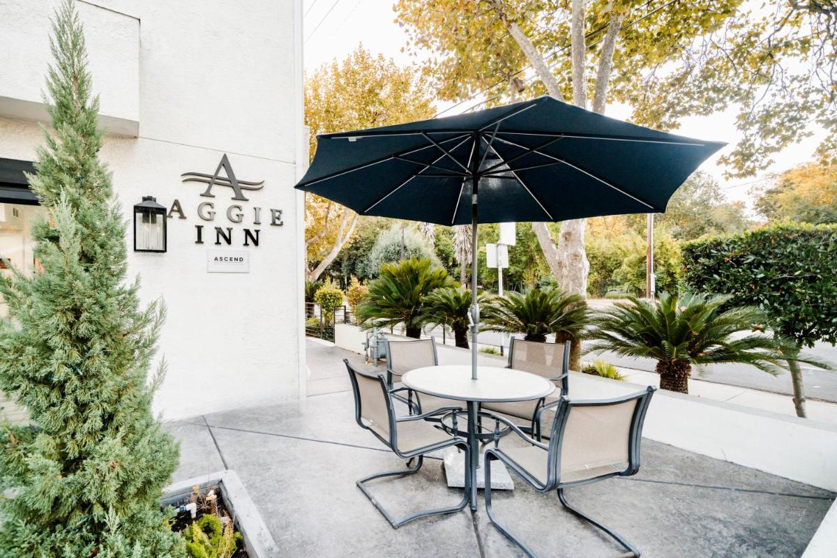 Aggie Inn, an Ascend Collection Hotel - Housity