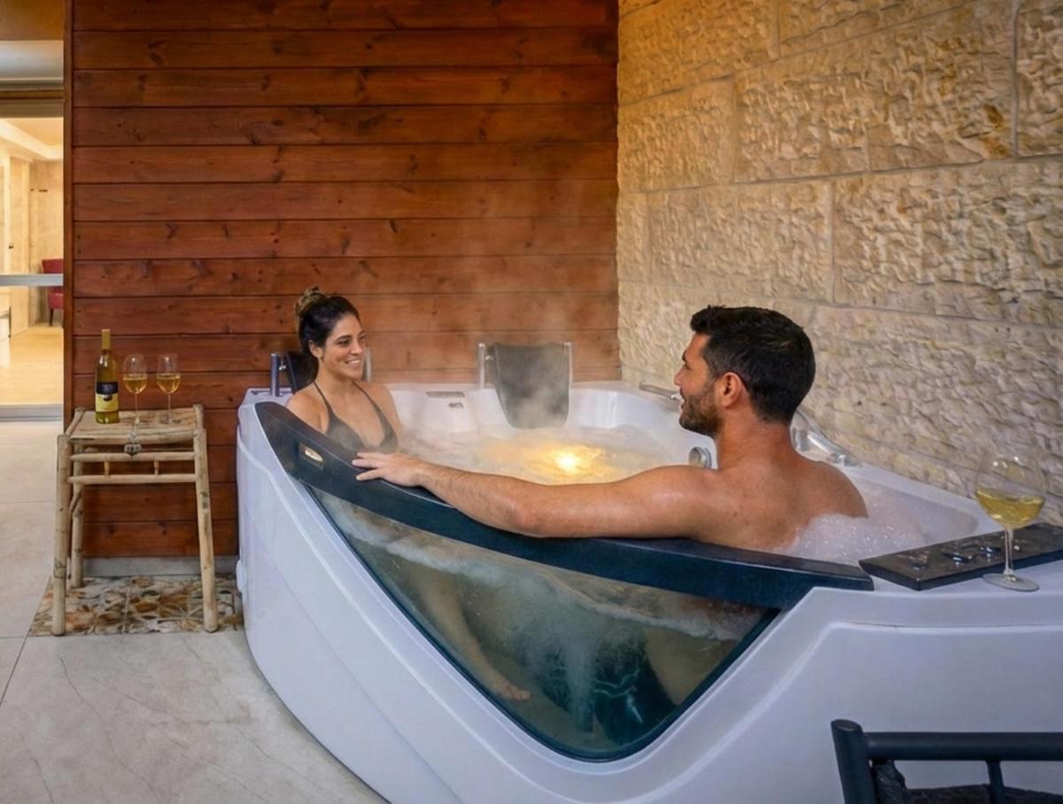 Carmella Boutique Hotel - Housity