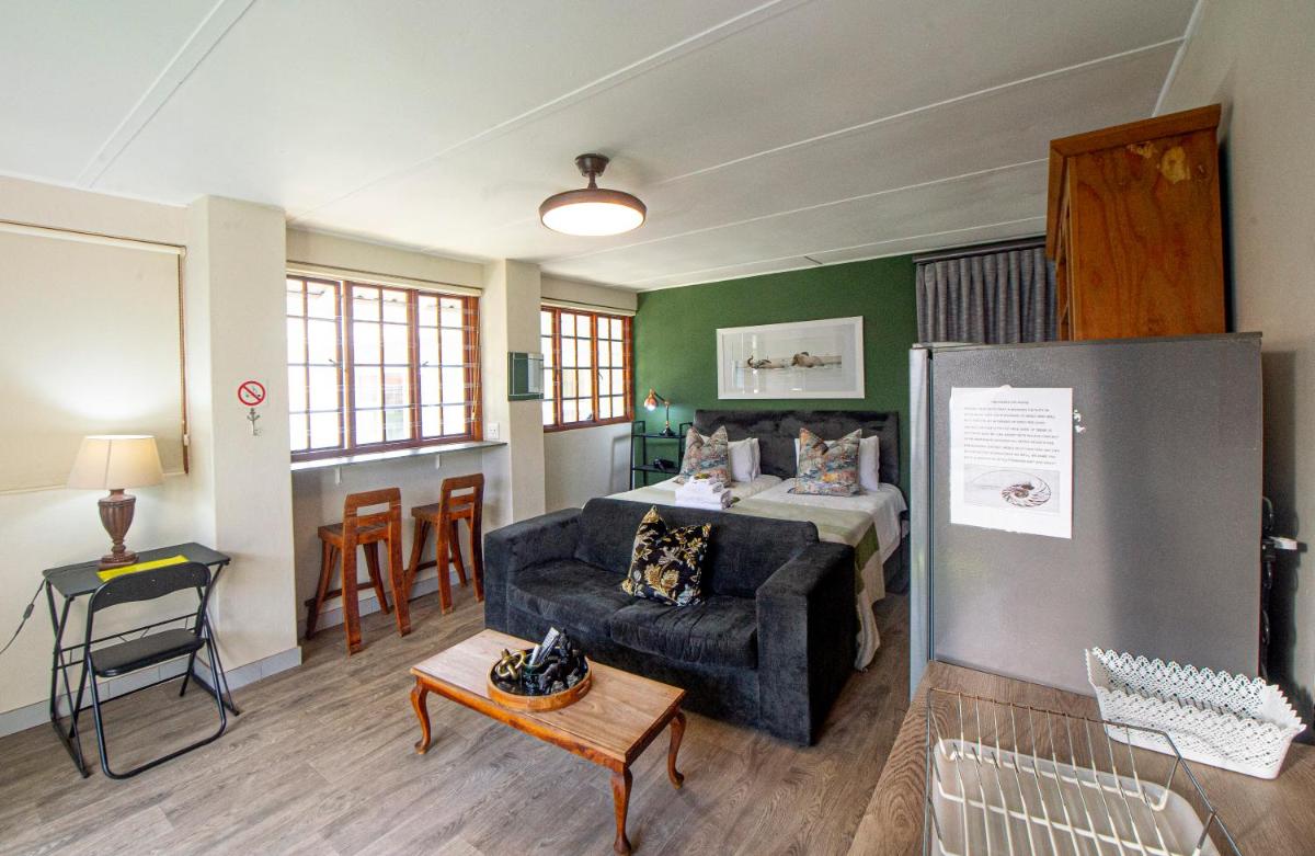 The Paper Fig House - Housity