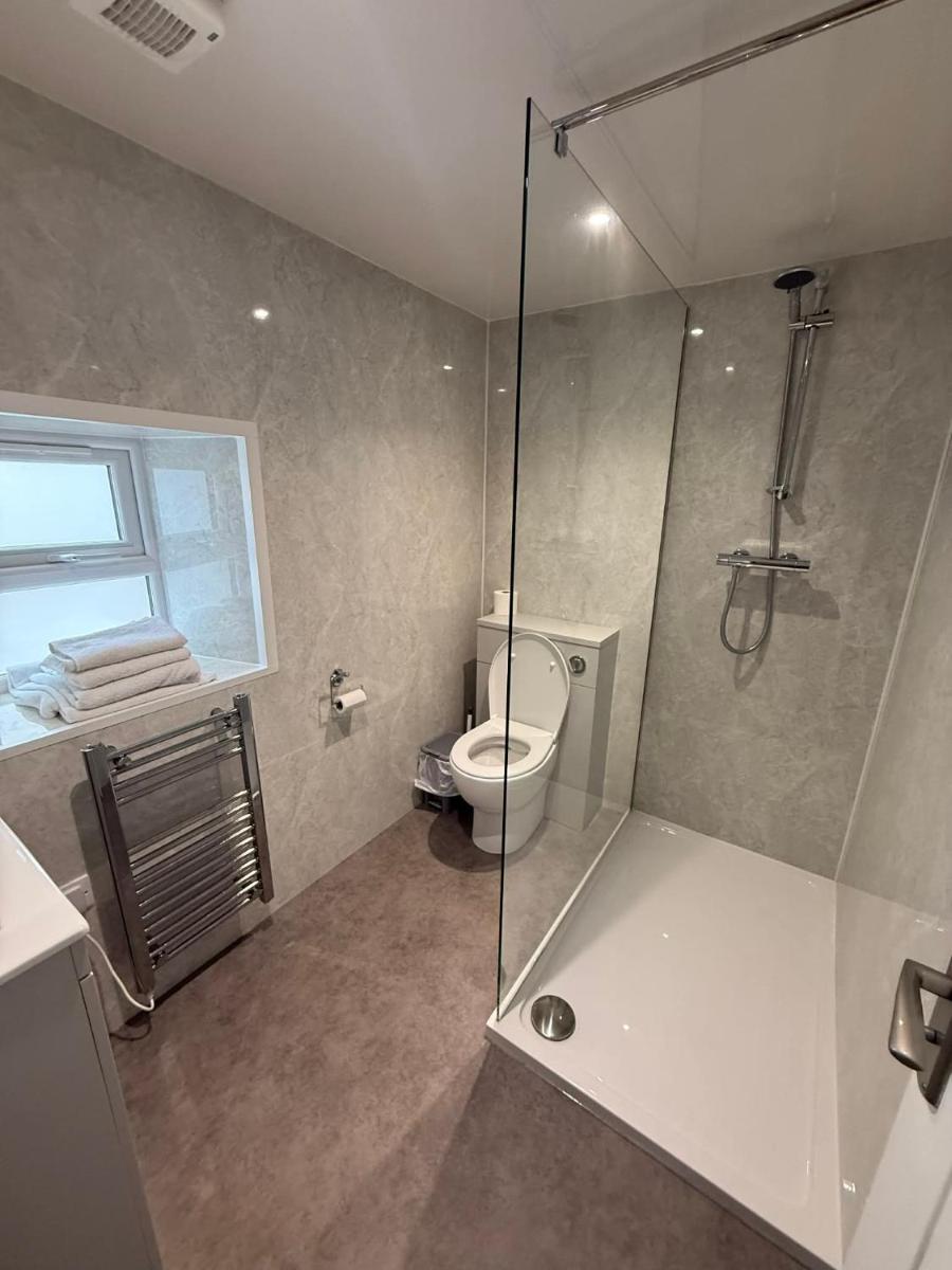 The Carisbrooke - Housity