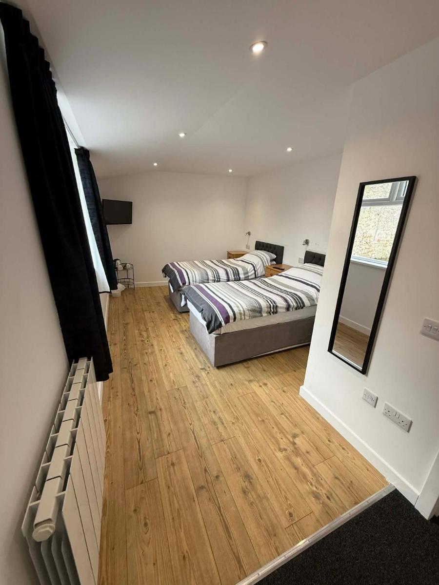 The Carisbrooke - Housity