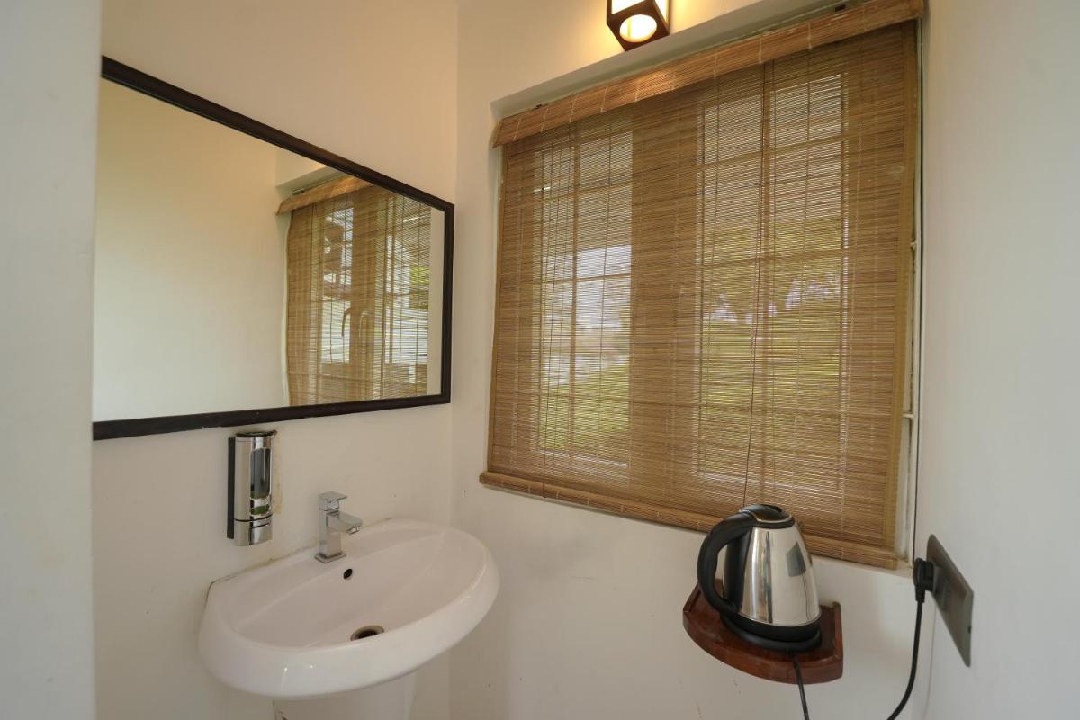 Falcon Crest - Housity