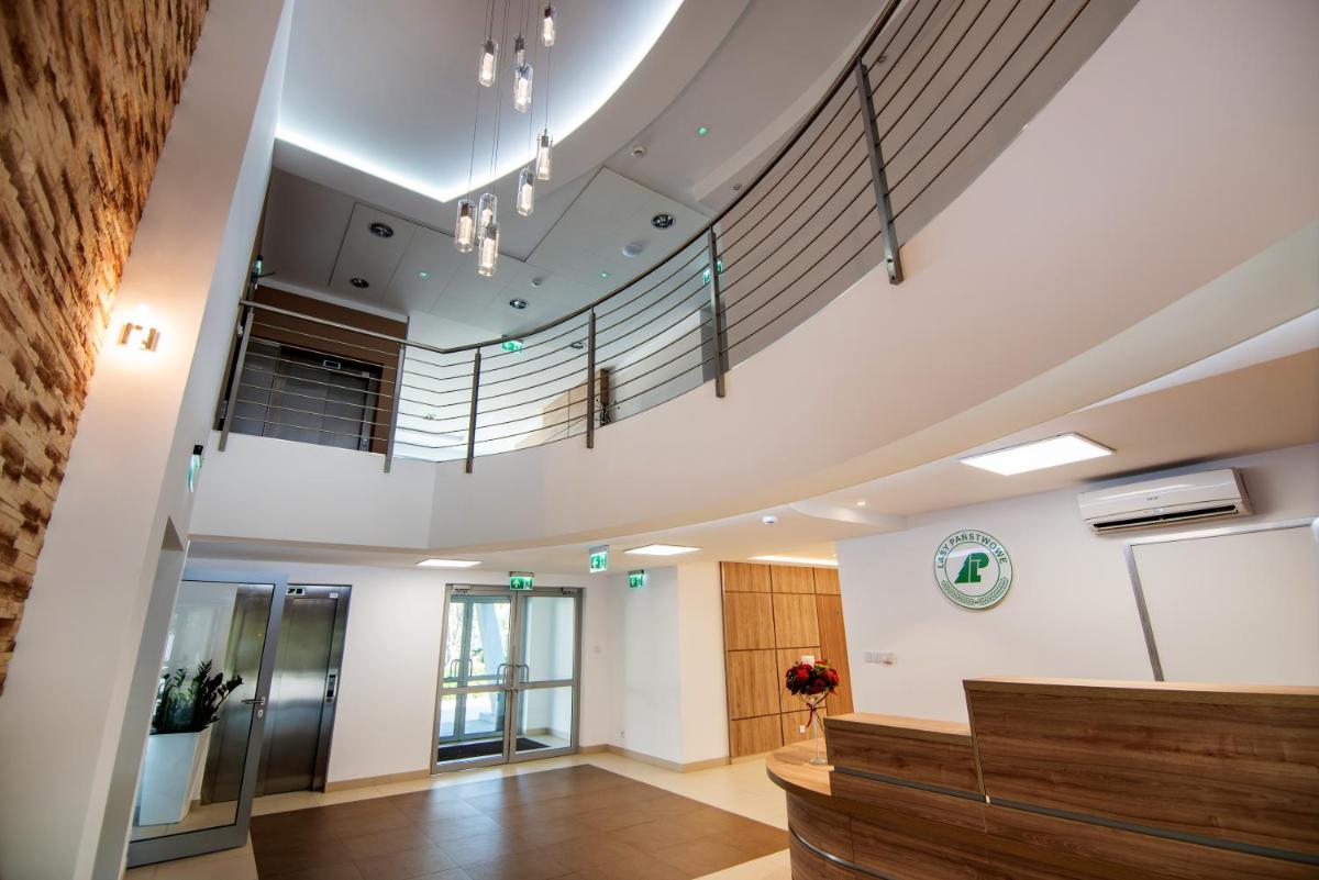 Hotel Dobre z Lasu - Housity