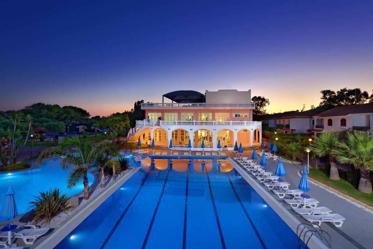 Santa Monica Resort - Housity