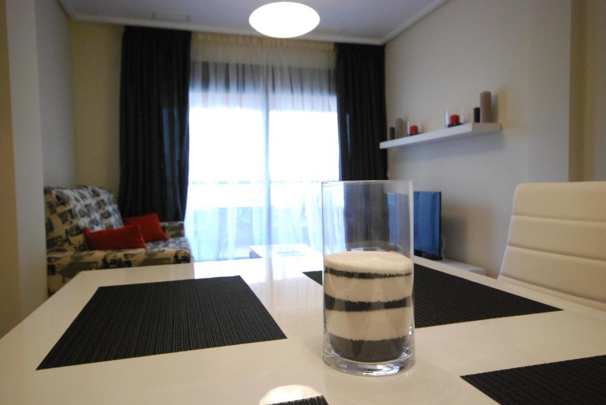 Las Flores Apartment - Housity