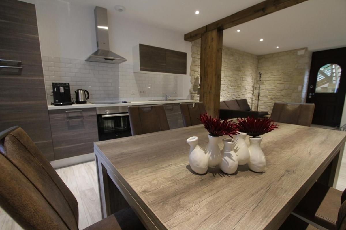 Cuisine ou kitchenette dans l'établissement Le Moulin d'Oscar & Spa - Mulhouse Nord