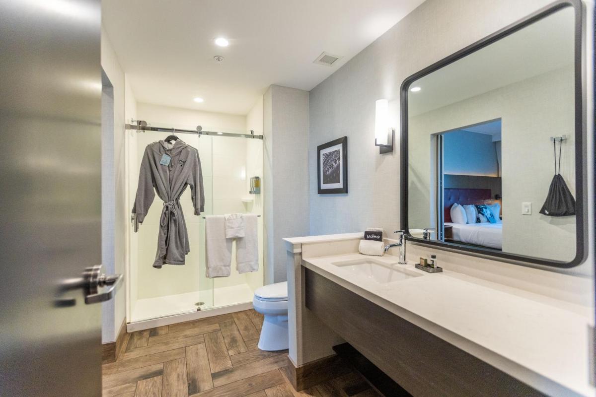 Hotel Rock Lititz - Housity