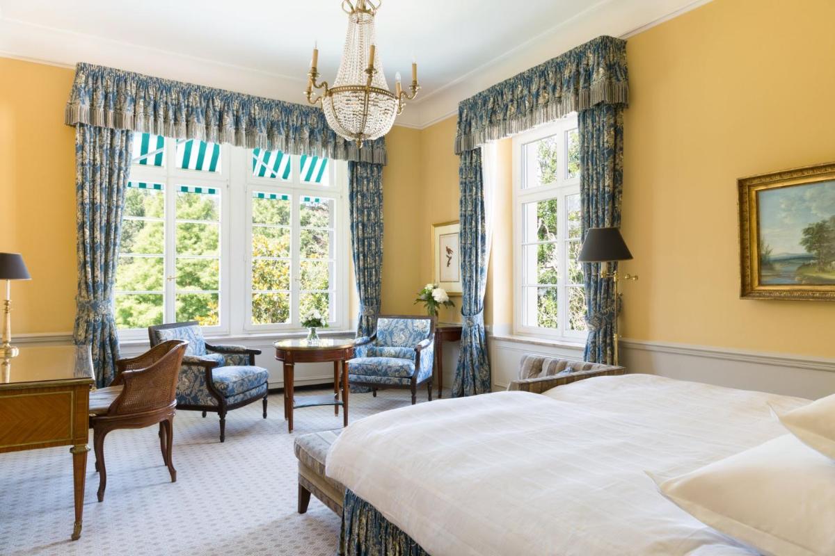 Ein Bett oder Betten in einem Zimmer der Unterkunft Brenners Park Hotel & Spa, Oetker Hotels