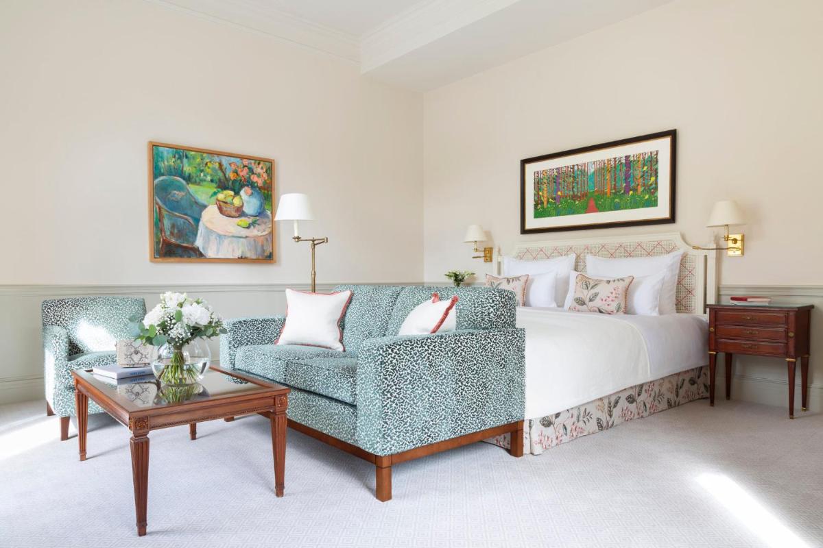 Ein Bett oder Betten in einem Zimmer der Unterkunft Brenners Park Hotel & Spa, Oetker Hotels