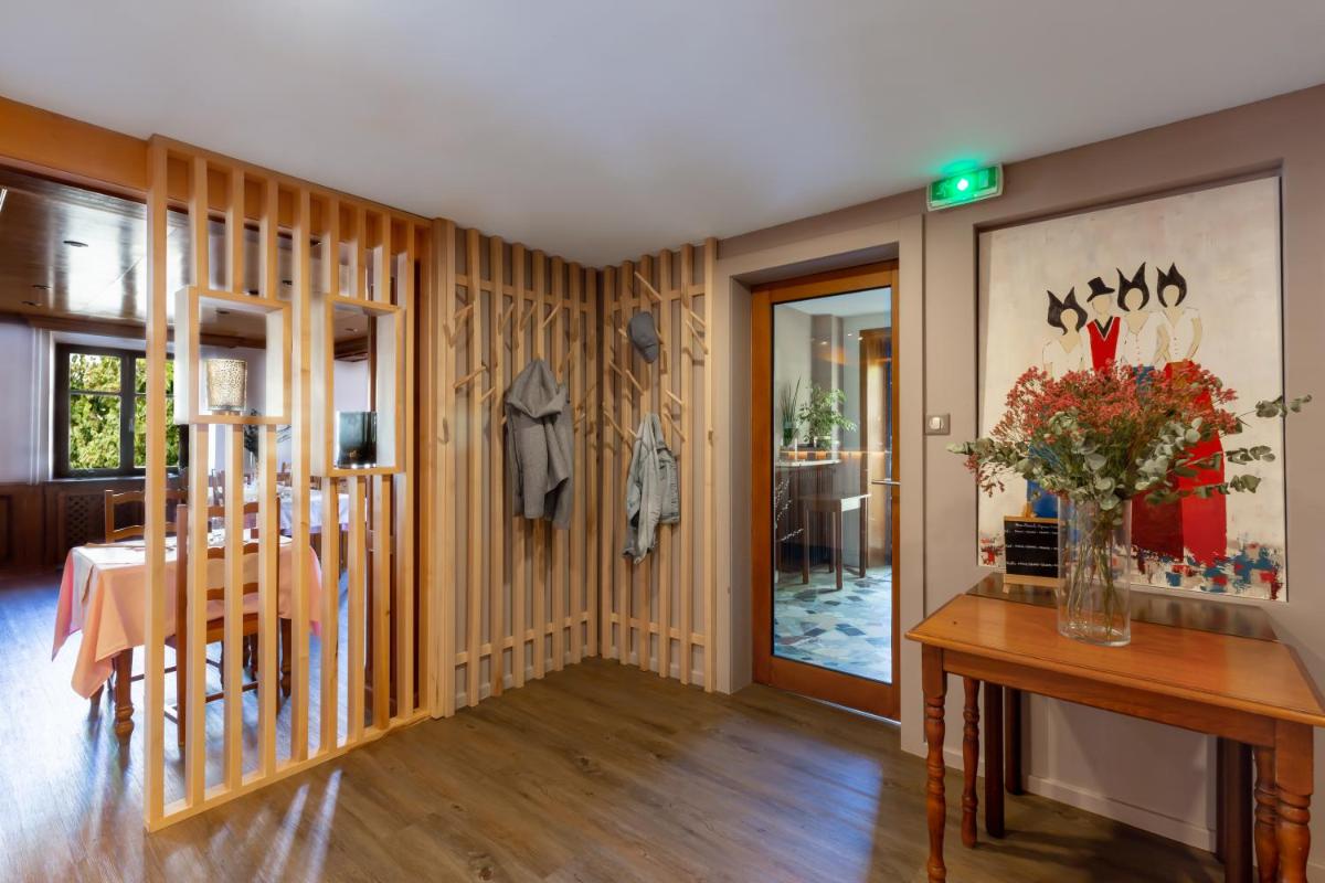 Photo de la galerie de l'établissement Logis Hôtel Restaurant Au Lion Rouge, à Bartenheim