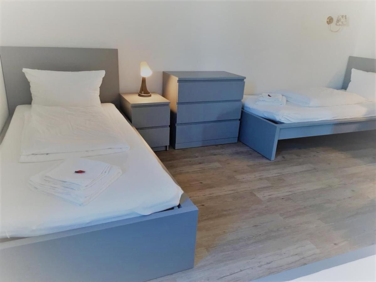Unterkunft Hamburg 2SZ 6 Pers Küche Bad BoLA 1 - Housity