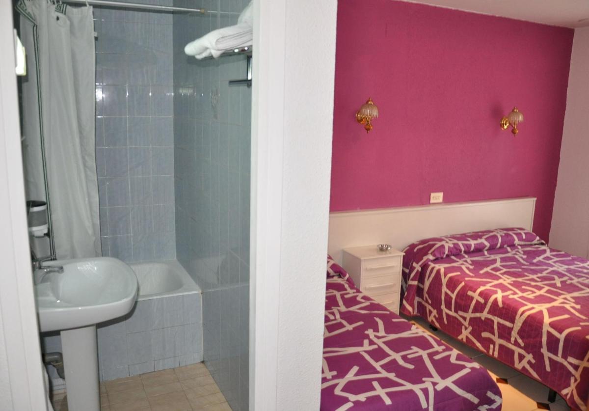 Hostel Central Zaragoza - Housity