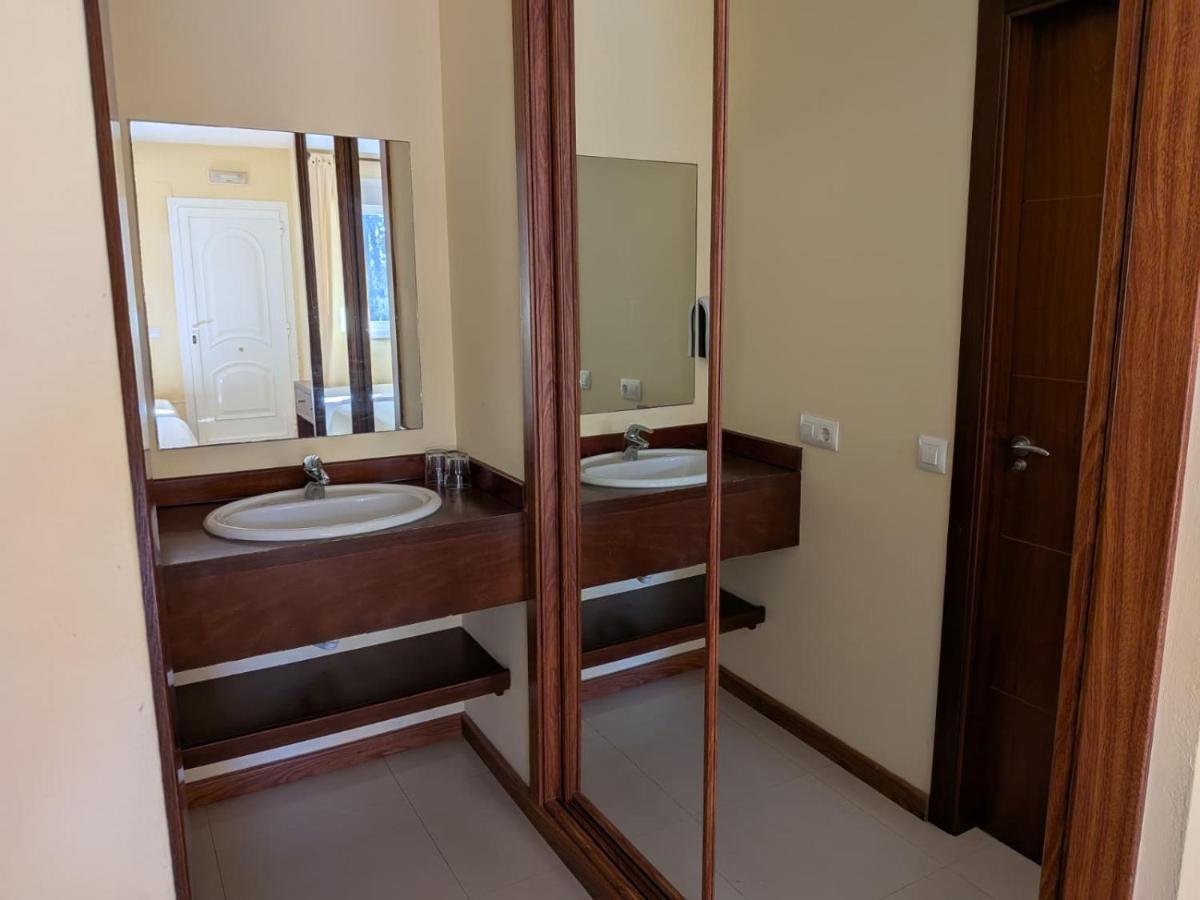 Sun Galicia Hotel y Apartamentos - Housity