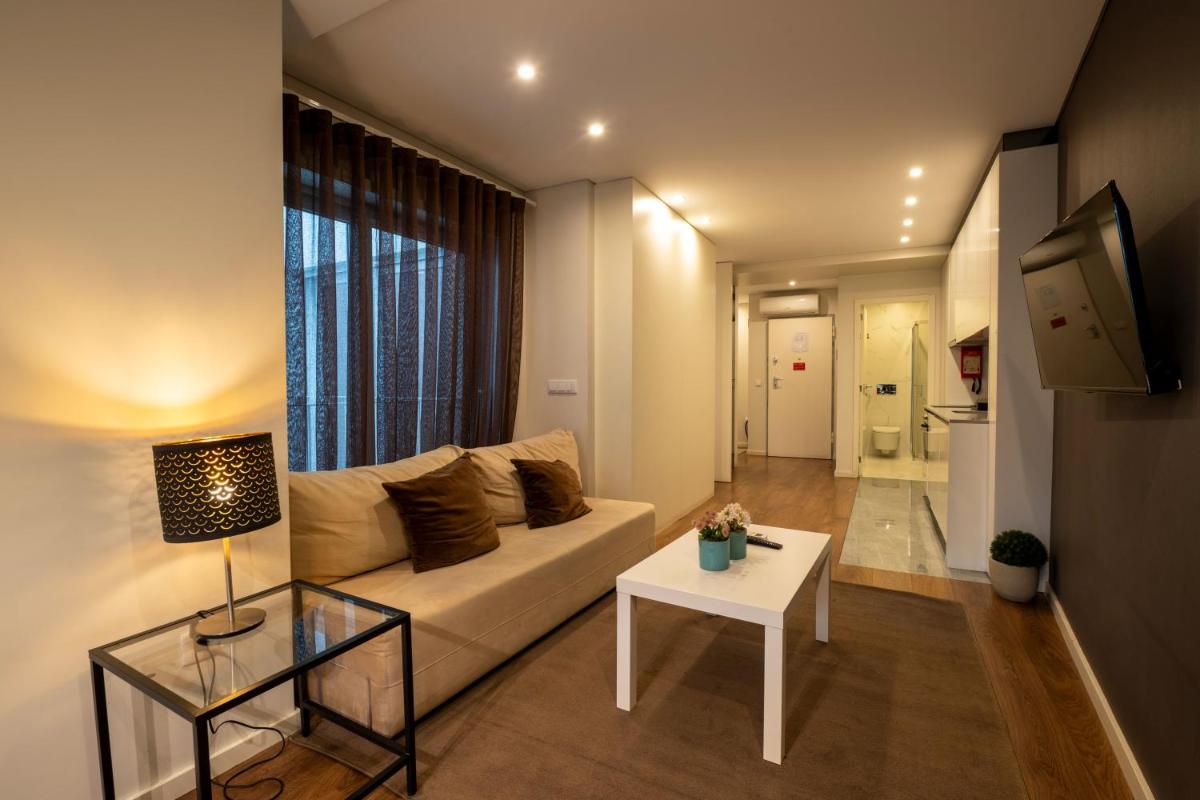 Braga Center Apartments - São Vicente - Housity