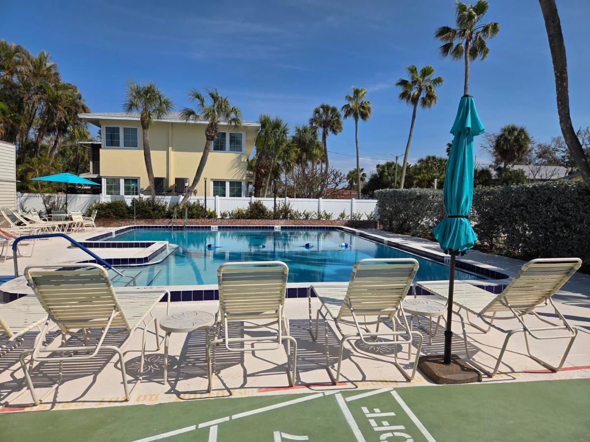 Camelot by the Sea - Housity