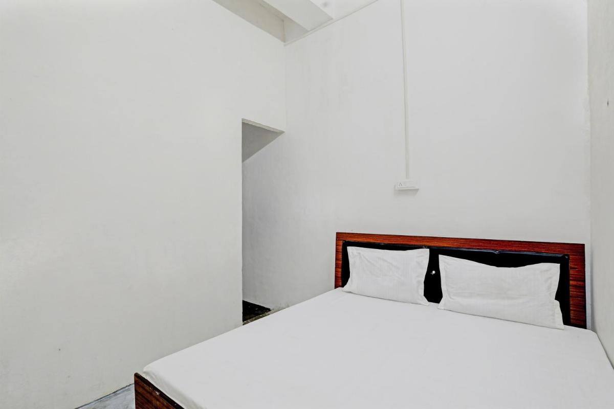 SPOT ON ROYAL BLUE MOON HOTEL - Housity