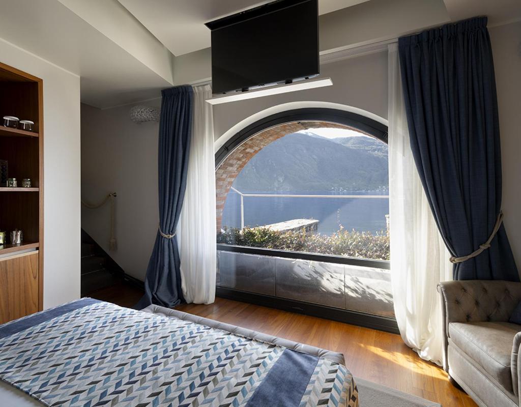 Villa Lario Resort Mandello - Housity