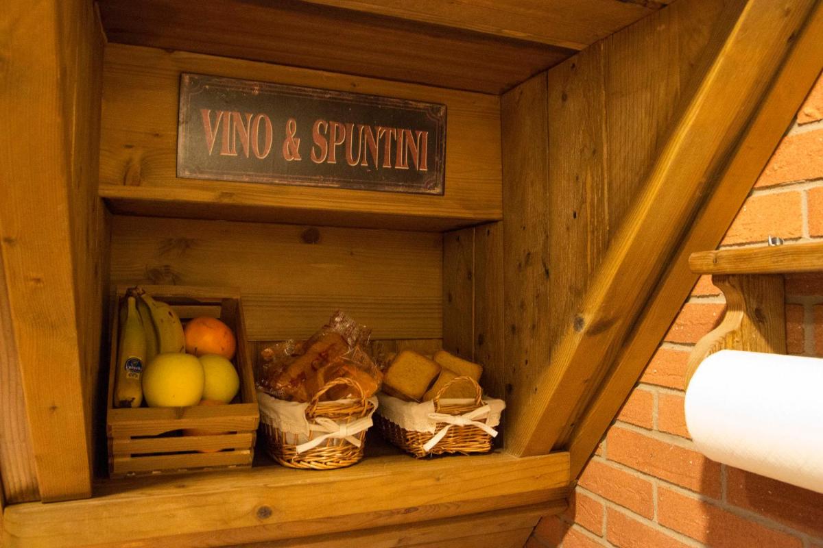 Suite Imperiale Centro Storico - Housity