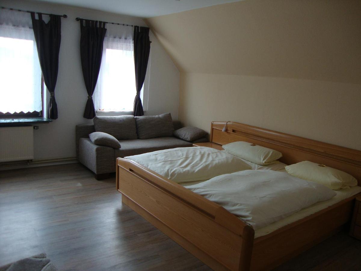 Zum Alten Forsthaus - Housity