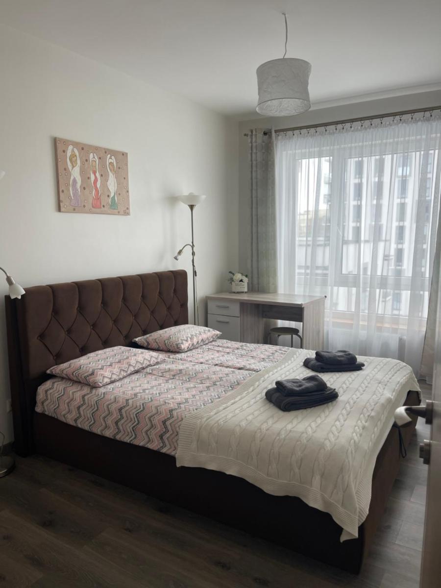 Spacious 2-Bedroom Apartment Free Private Parking in Vilnius - Housity
