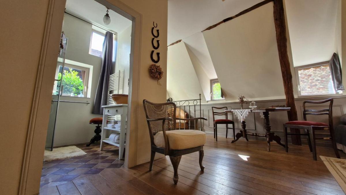 Aux temps d'avant - Housity