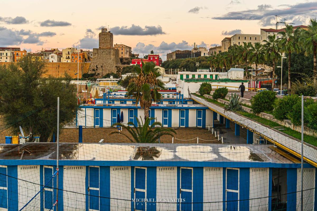 Suebi Central - Deluxe Rooms & Family Suites - Housity