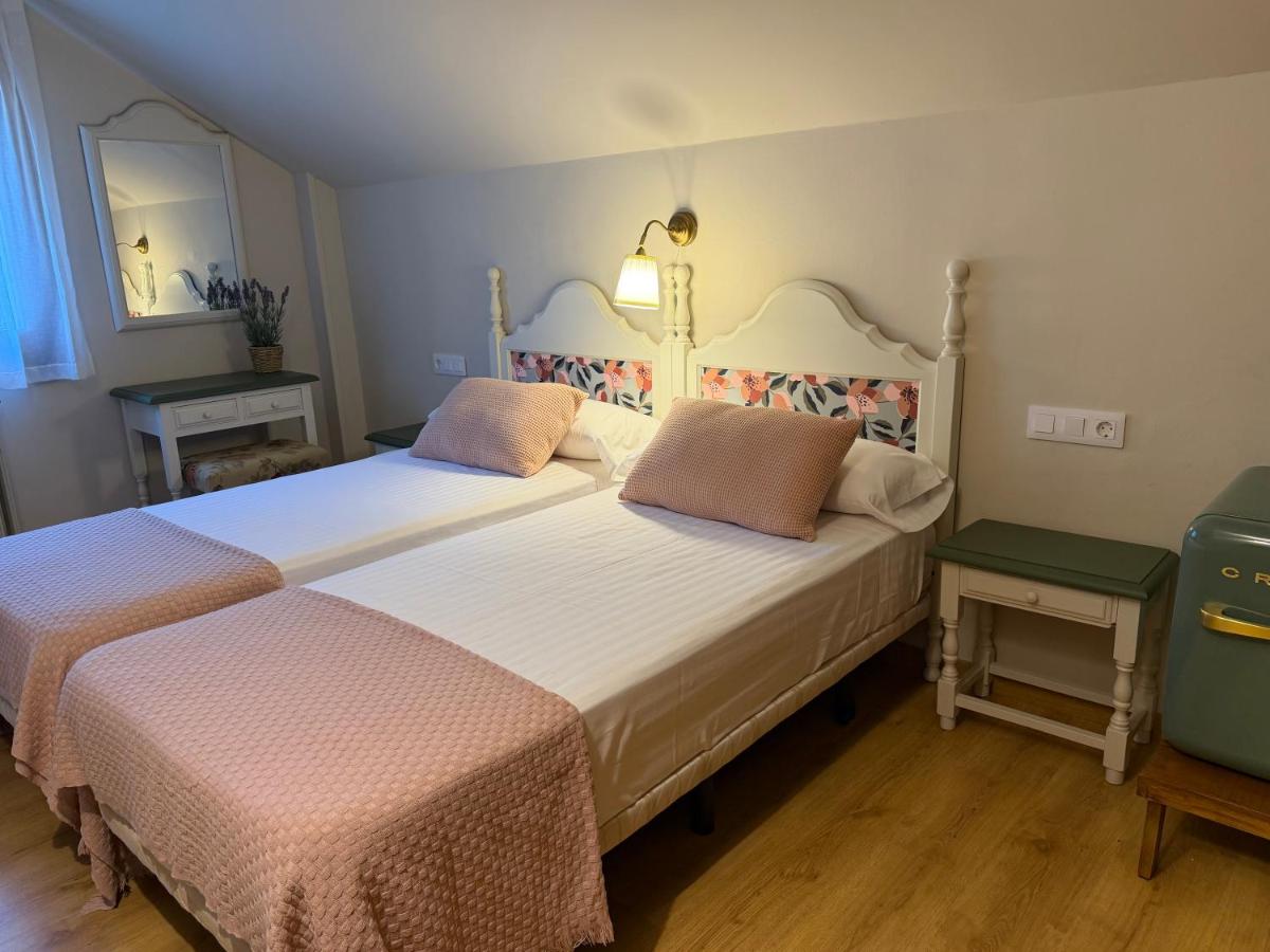 Edelweiss Hotel - Housity