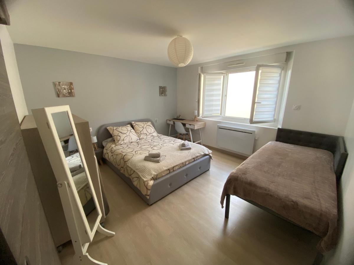 TOUL Appartement Entier avec PARKING Privé au Calme Cosy à Étage avec Balcon - Housity