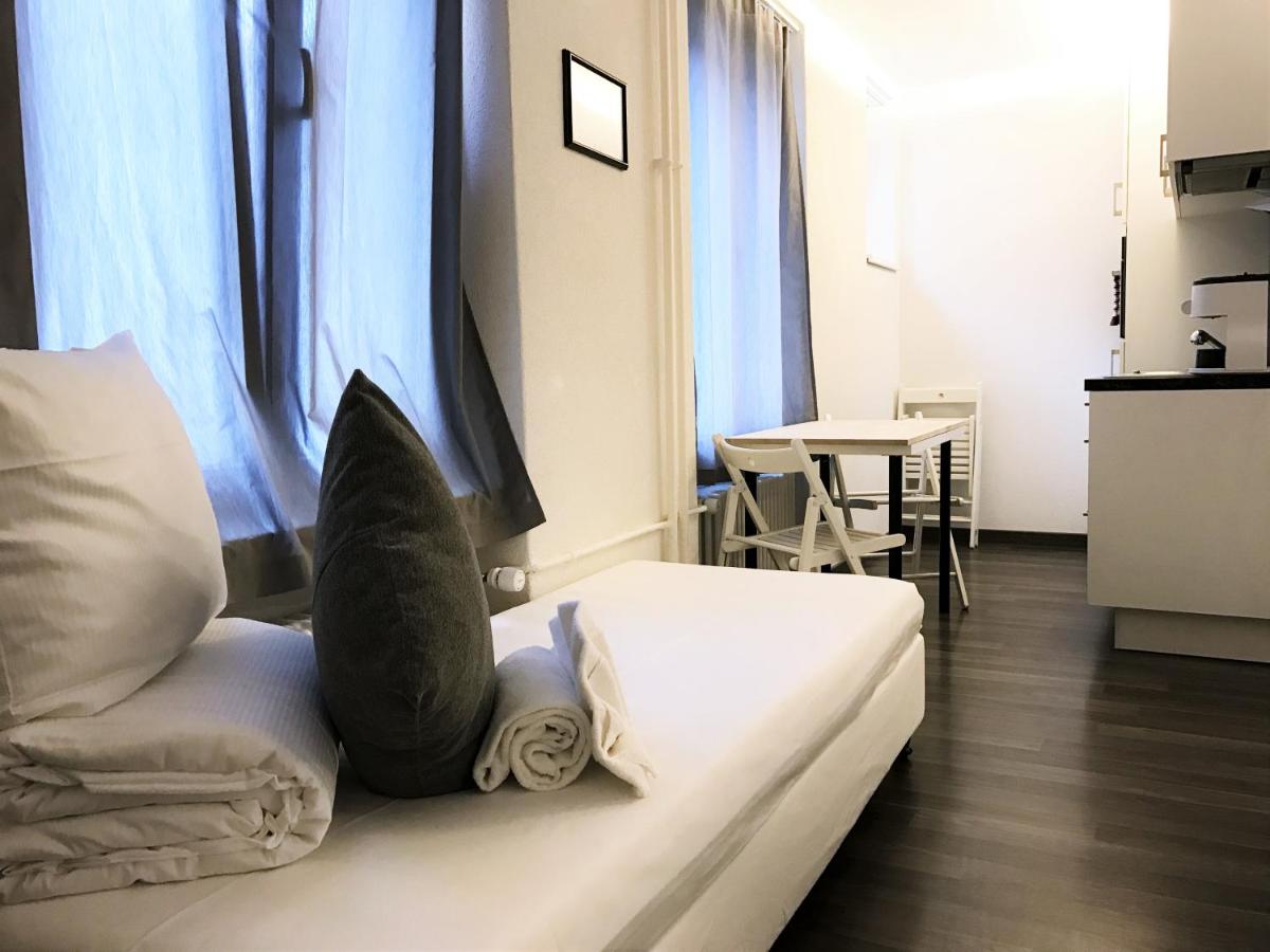 INSIDE Five - Housity