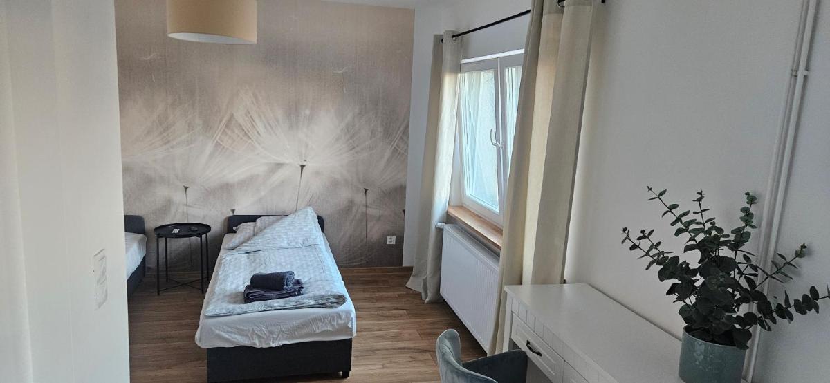 Gościniec Pokoje Noclegowe Drawsko Pomorskie - Housity