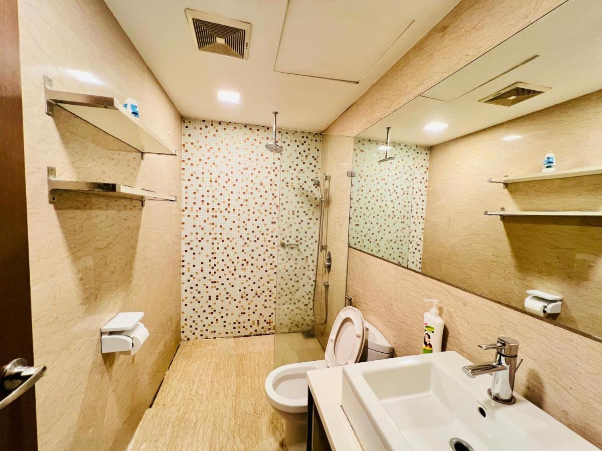 Regalia suites & residence 2 bedroom apartment by Enjoy your stay - Housity