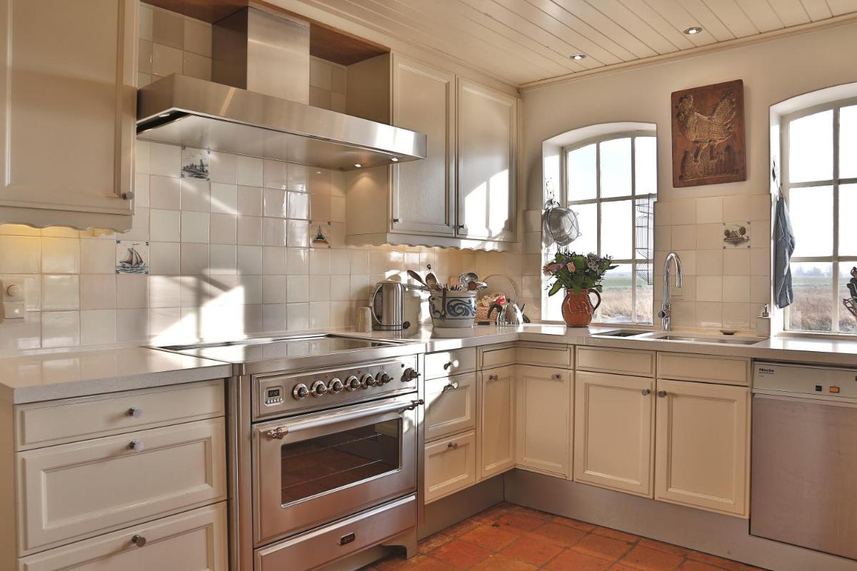 Private Island De Sayter - Housity