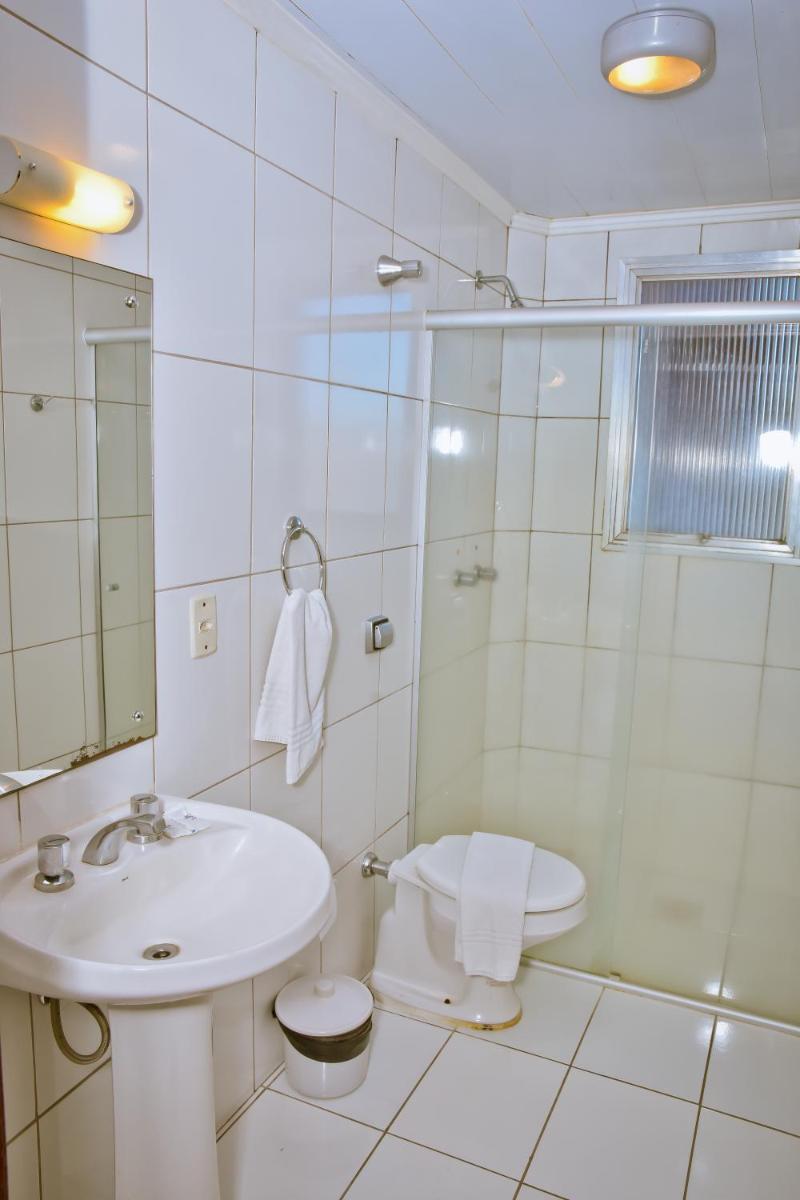Hotel Estoril - Housity