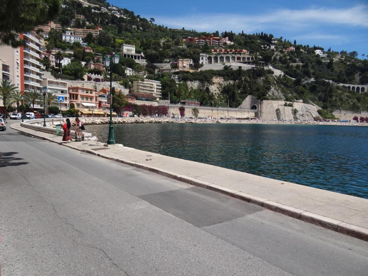 Les pieds dans la mer Best place - Housity