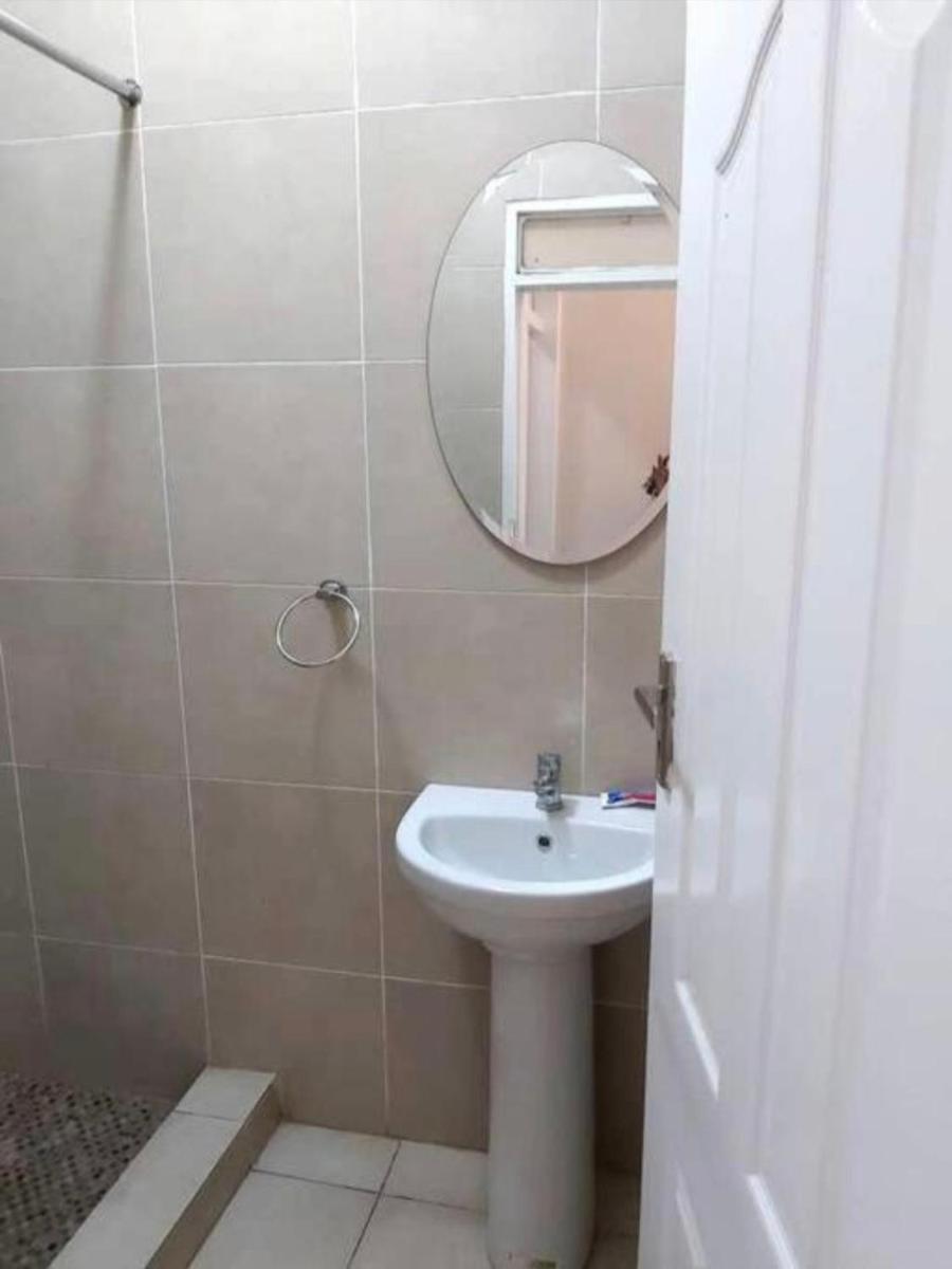EMCA Spacious Zamtel flat - Hizvo