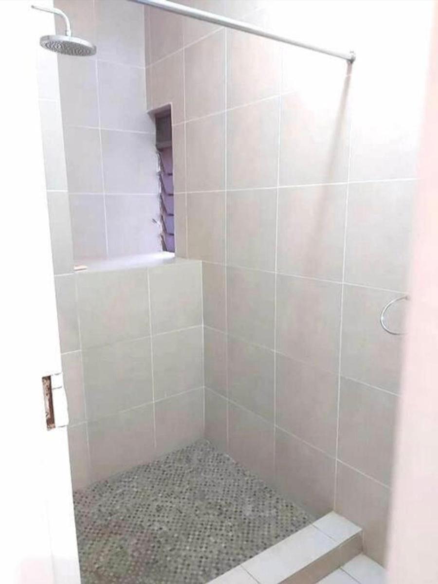 EMCA Spacious Zamtel flat - Hizvo