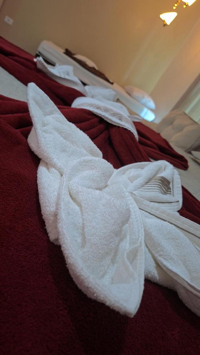 Seven Hotel - Housity