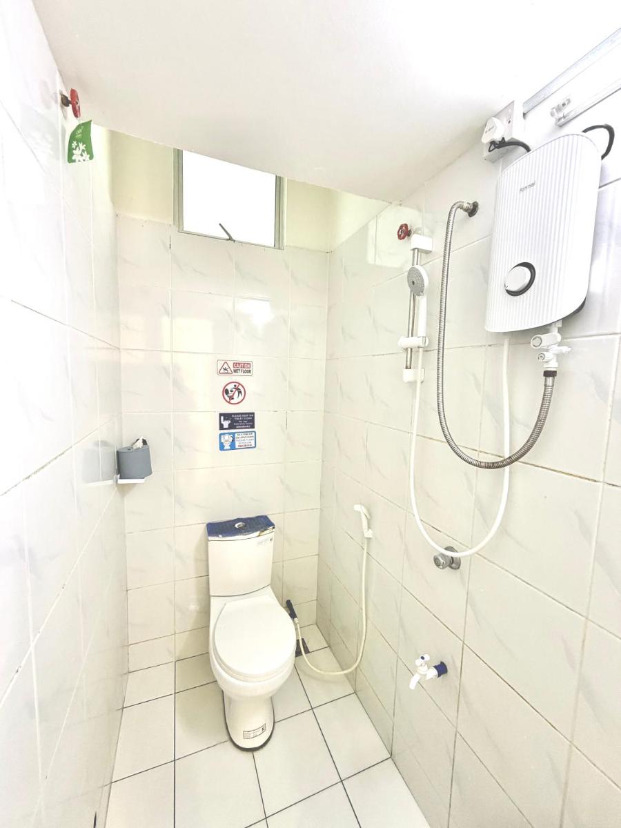 KW HOMESTAY CASA UNO APARTMENT Fully Aircond - Housity