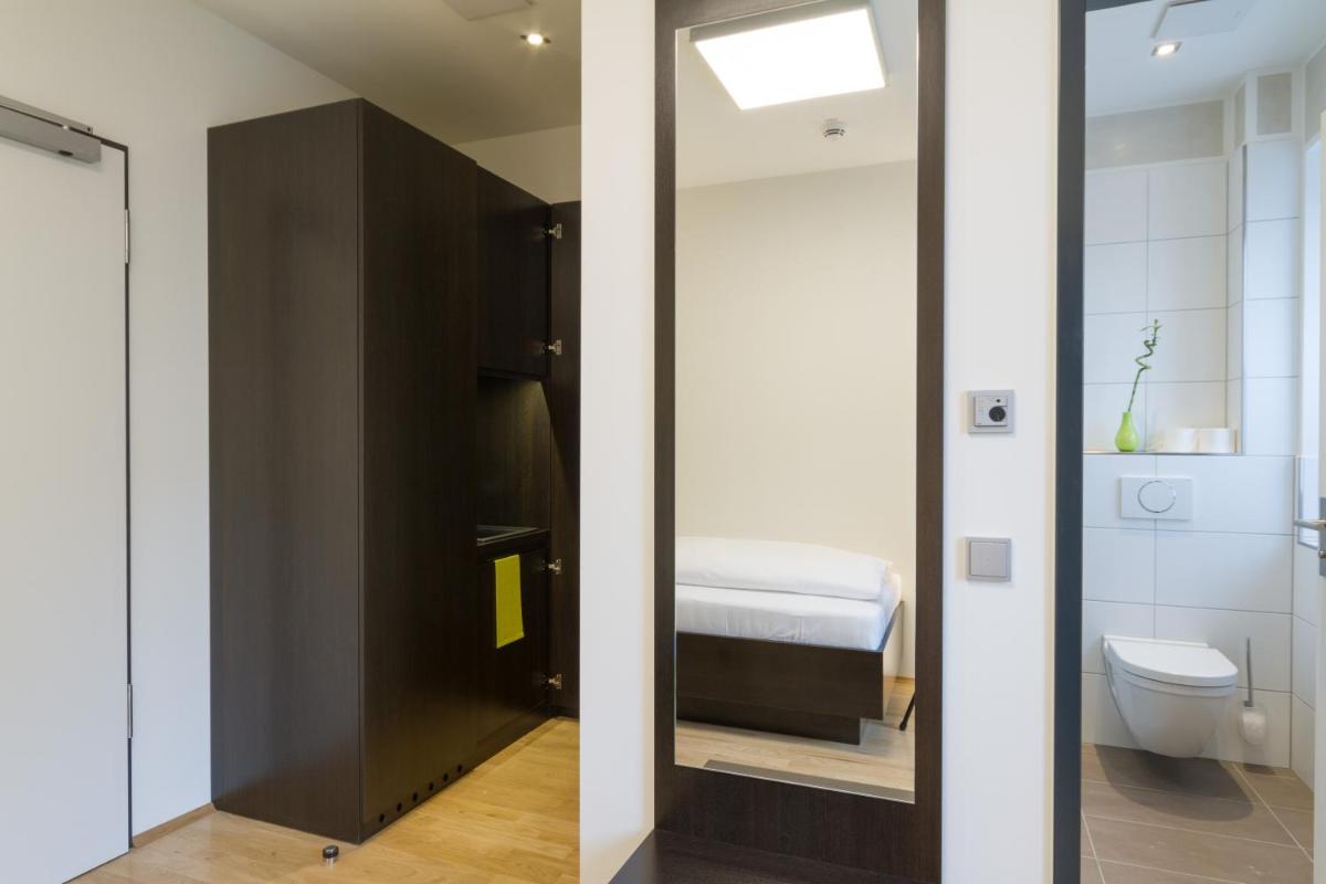 sevenDays Hotel BoardingHouse Mannheim - Housity