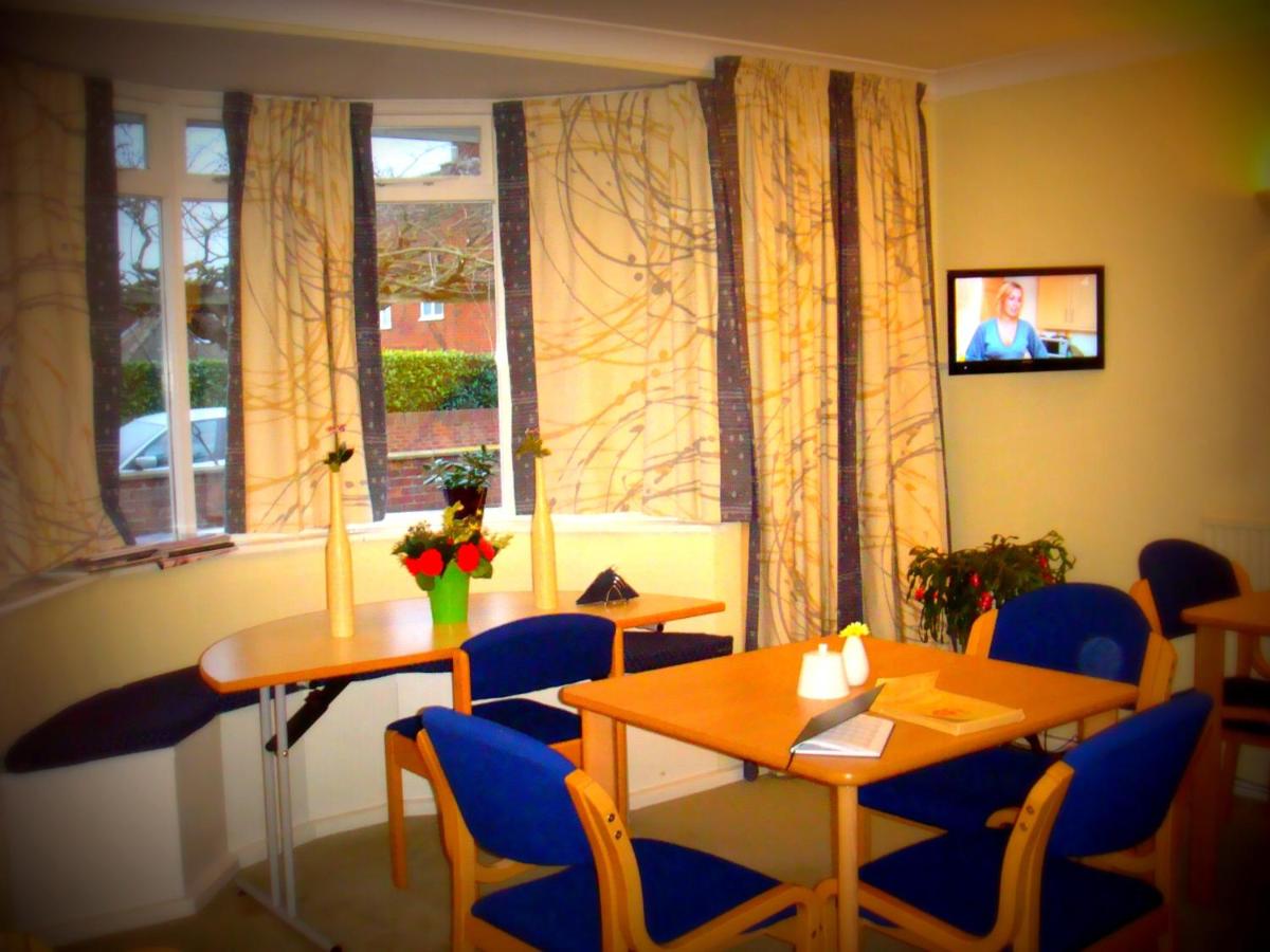 Malvern House - Housity