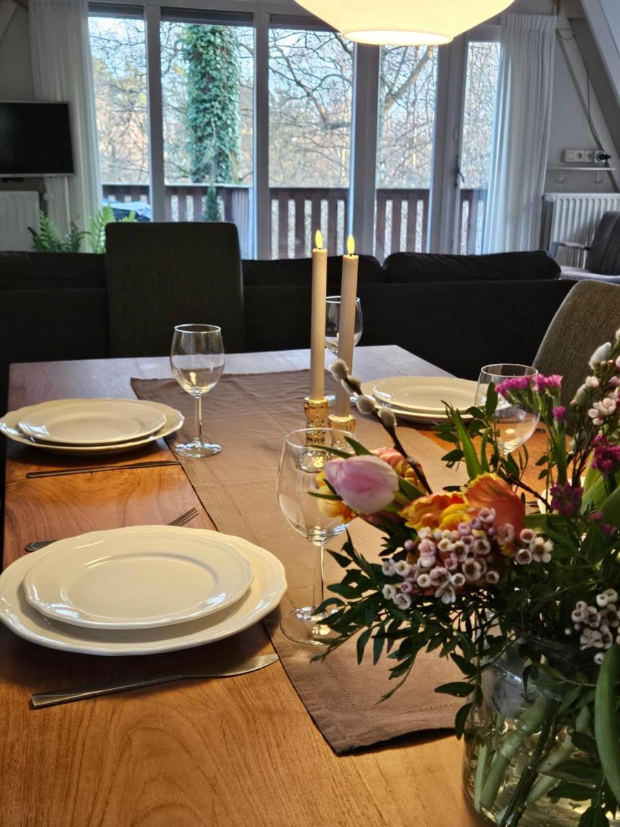 Gezellige bungalow met zwembad op het park - Housity