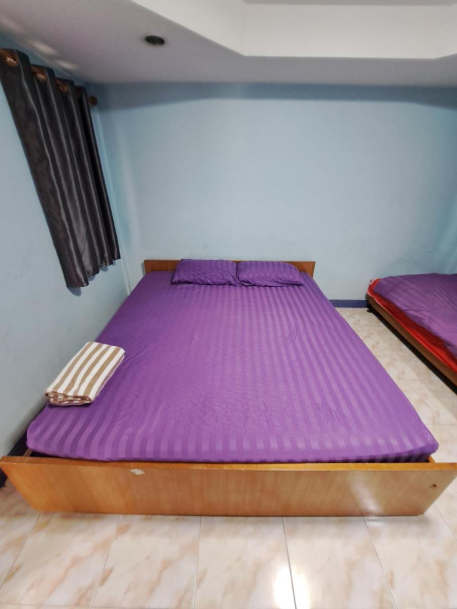 บ้านสายรุ้ง กระทุ่มแบน - Housity