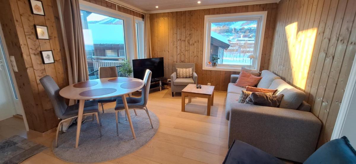 Sentral leilighet på Geilo - Housity