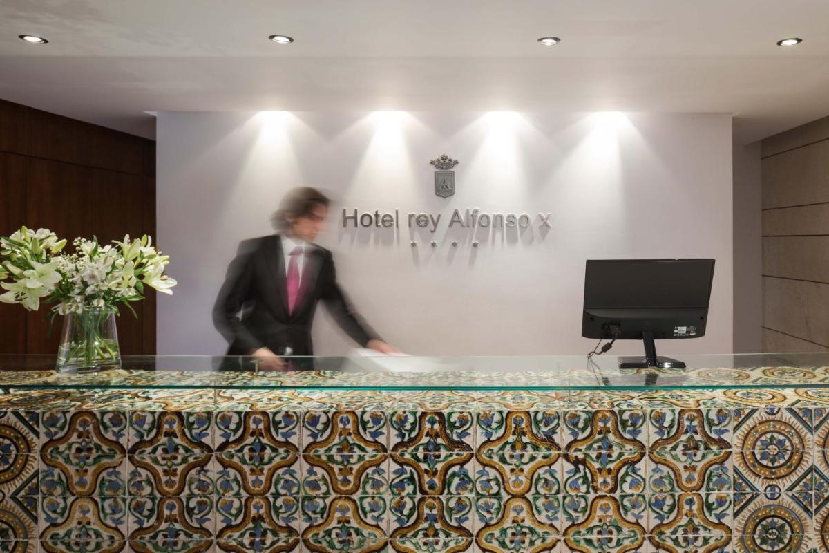 Suitetrails - Hotel Rey Alfonso X