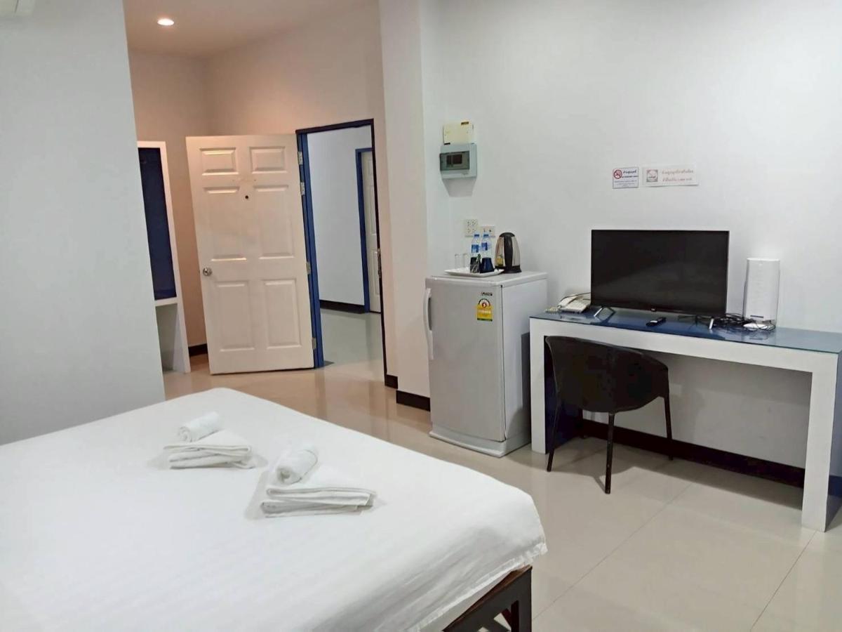 โรงแรมช้างใหญ่ใจดี - Housity